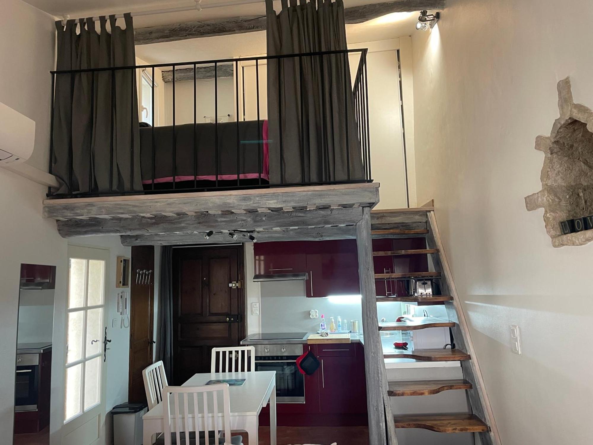 Studio Cosy Dans Le Centre-Ville Historique LʼIsle-sur-la-Sorgue Exterior foto